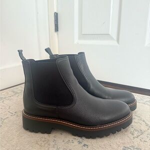 CASLON Black Leather Chelsea Boots
